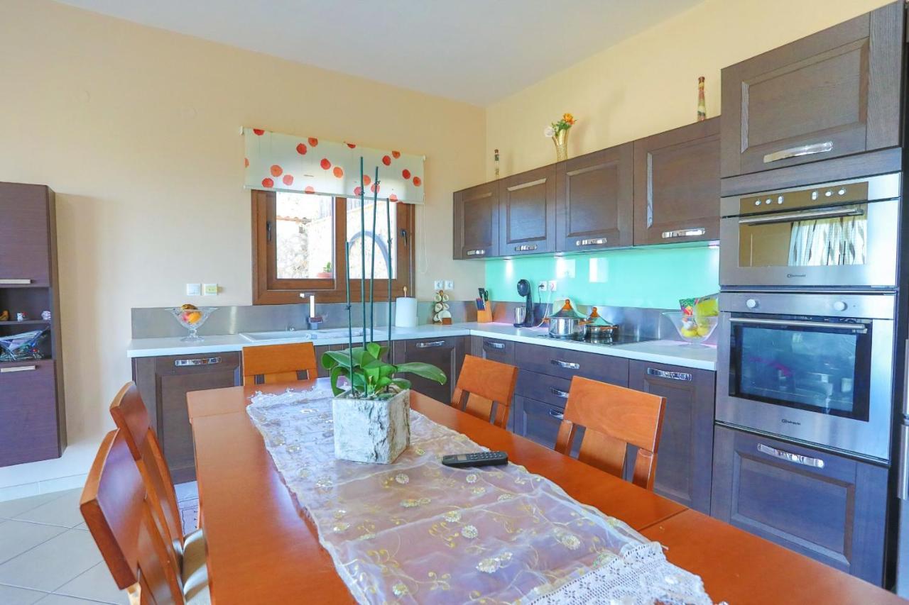 אצ'ארבי Villa Dersea מראה חיצוני תמונה