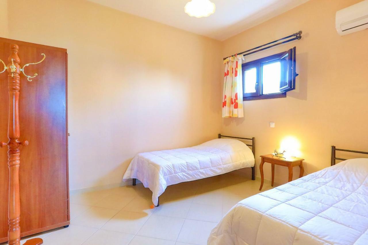 אצ'ארבי Villa Dersea מראה חיצוני תמונה